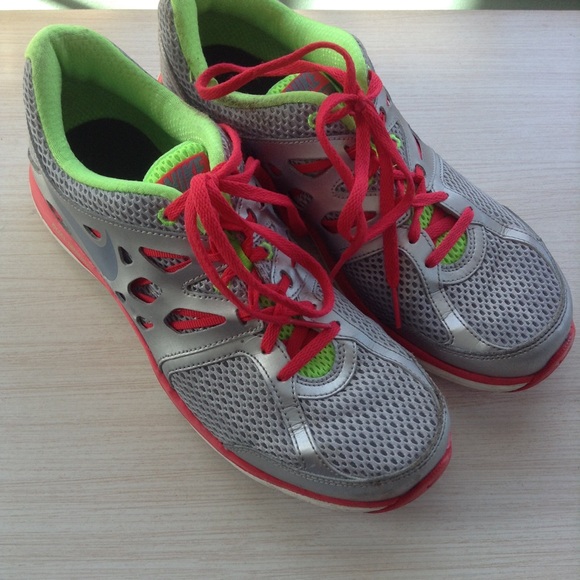 Nike Dual Fusion Lite