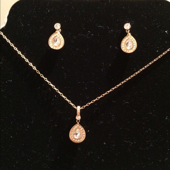 On hold for @dess78 Swarovski crystal