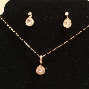 On hold for @dess78 Swarovski crystal