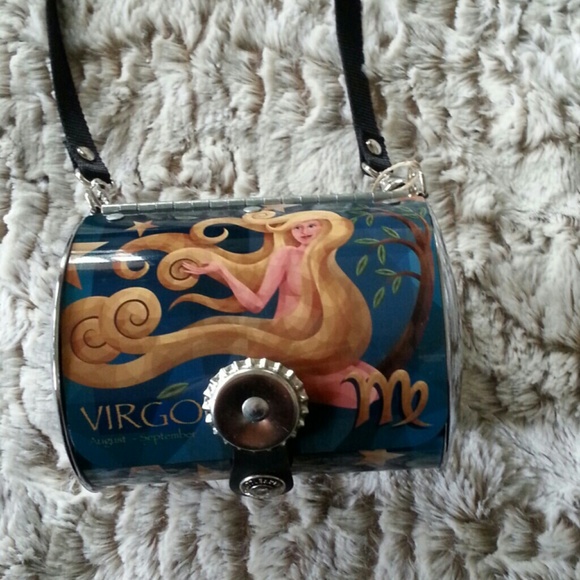 Littleearth Virgo purse