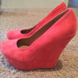 Pink/peach wedges never worn
