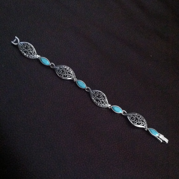 Silver Bracelet - Picture 2 of 4