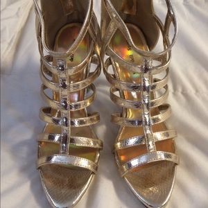 Gold gladiator 3" heels