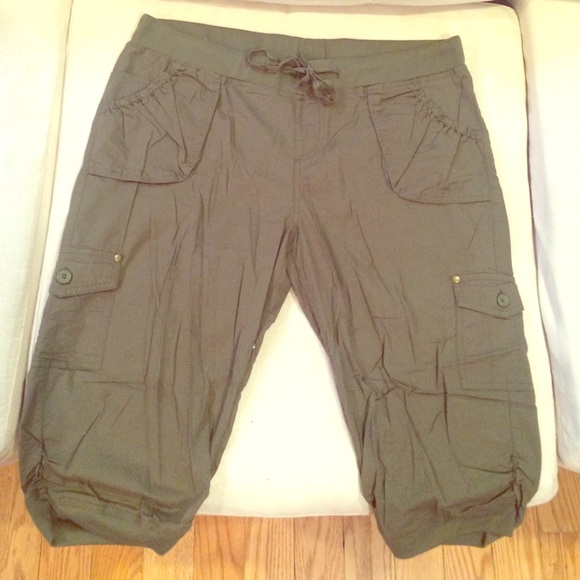 Army Green Capri's