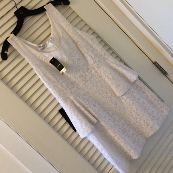 NEW Bebe White Peony Eyelet Peplum Dress - Picture 4 of 4