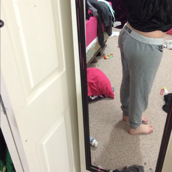 Women's Nike joggers! - Picture 4 of 4