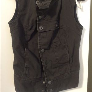 Diesel Vest