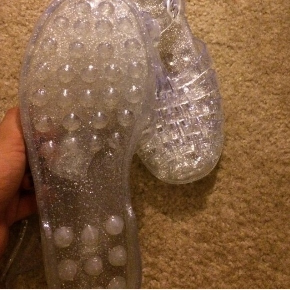 Donated!🚫 - Picture 3 of 3