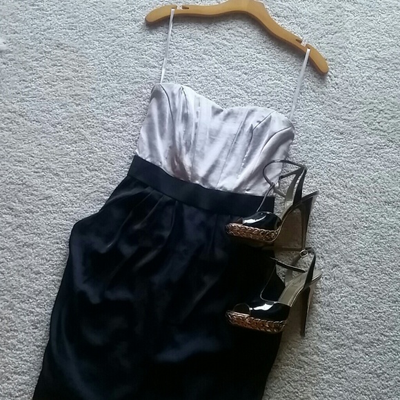 Moving sale last call! H&M  Strapless Dress