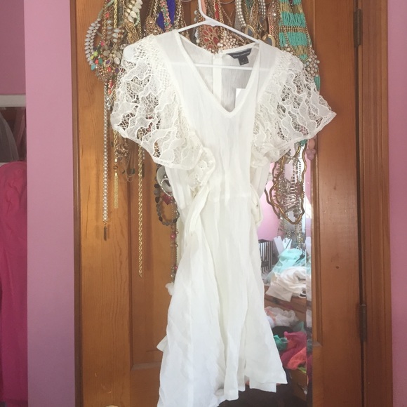 White linen swim cover up - Picture 1 of 3