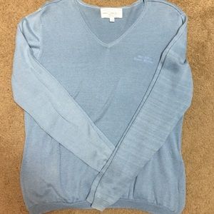 Lightweight sweater