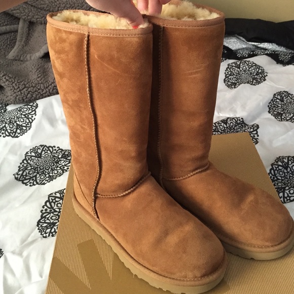 NEW Authentic ugg boots