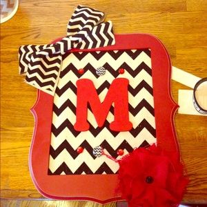 Monogrammed frame in red and black