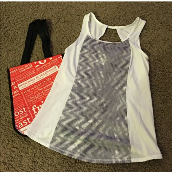 Lululemon tank