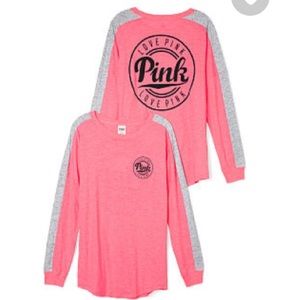 ✨TRADE✨Victoria Secret Pink Varsity Crew Tee