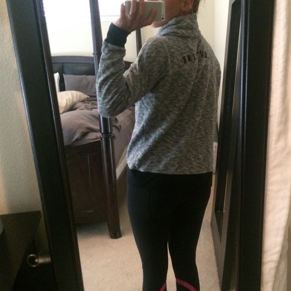 ⚡️1 hr sale ⚡️VS PINK cowl neck pullover - Picture 4 of 4