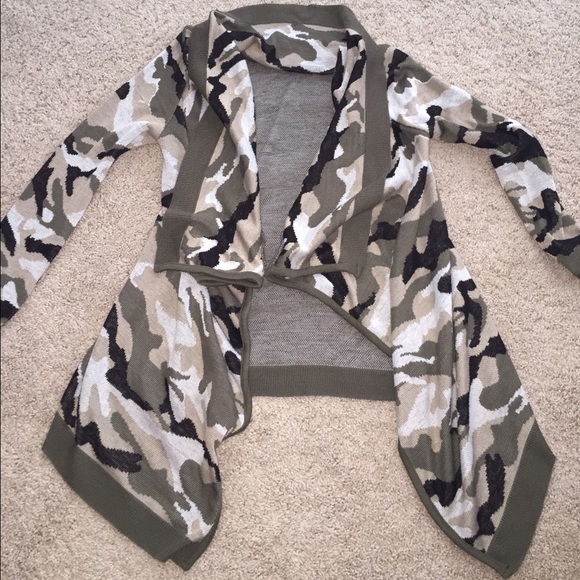 Camo cardigan