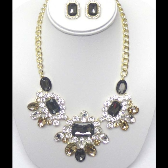 Victorian Deco Necklace Set