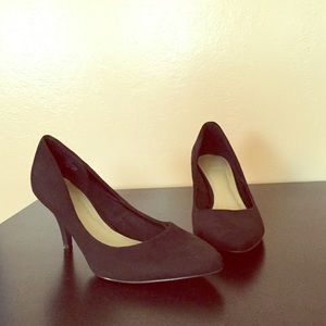 H&M Black Faux Suede Heels