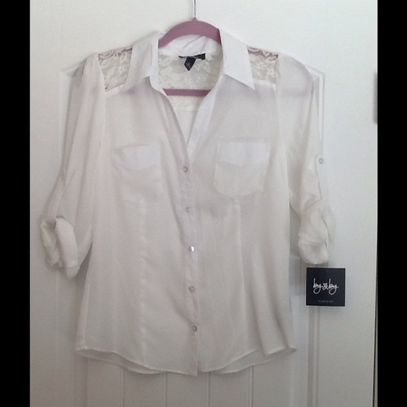 White Button up with Lace Detail NWT