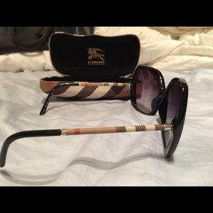 Selling Brand New Burberry Sunglasses!