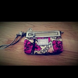 SOLD Coach Poppy wristlet