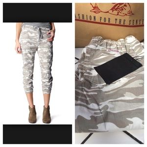 True Religion Jogger Skinny size Medium