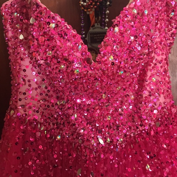 Prom Dress - Picture 4 of 4