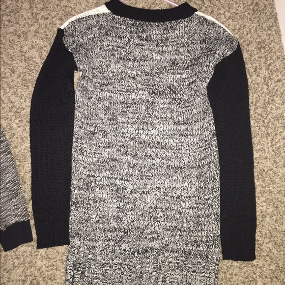 Maternity sweater, nwot, medium - Picture 2 of 2