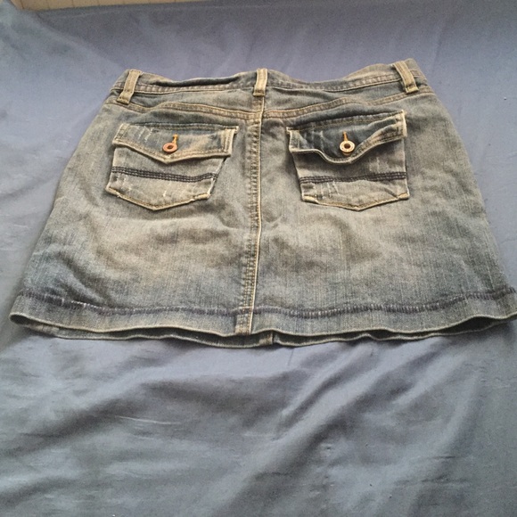 Jean skirt - Picture 2 of 2