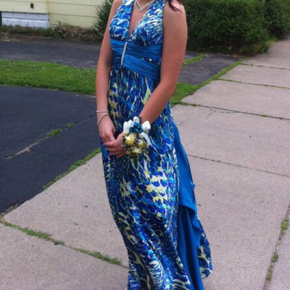 Prom Dress - Picture 1 of 4