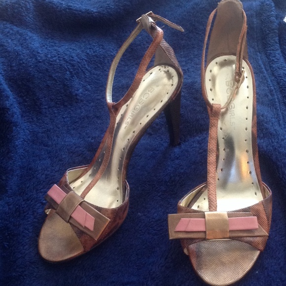 BCBG Tan/Light Pink Heels