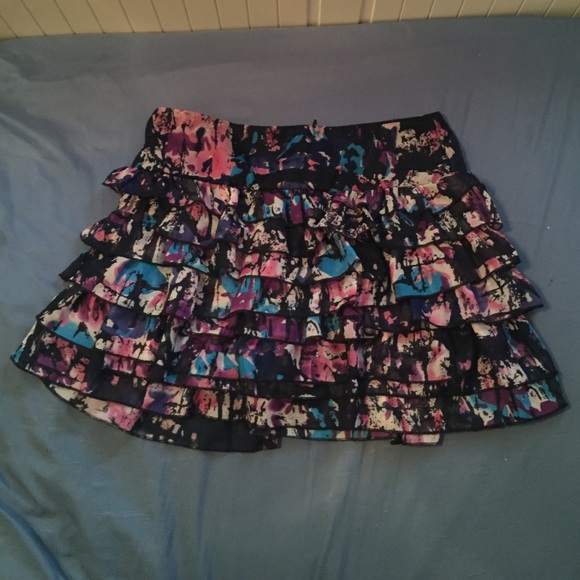 Colorful multi tiered tutu type skirt - Picture 1 of 2