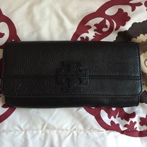 Tory Burch Stacked T Clutch