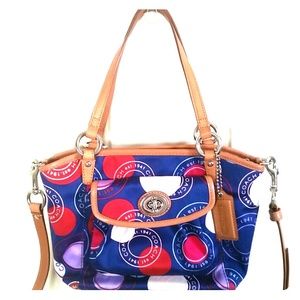 *AUTHENTIC* 👜COACH PURSE👜 ***ON HOLD***