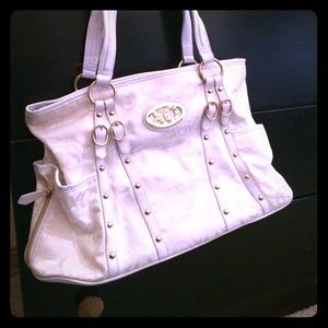 White XOXO Handbag