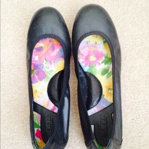 Born black leather flats