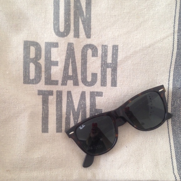 Authentic rayban sunglasses SOLD✔️ - Picture 2 of 4