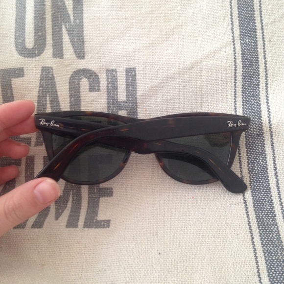 Authentic rayban sunglasses SOLD✔️ - Picture 4 of 4