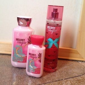 Victoria's Secret lotion and Perfume bundle