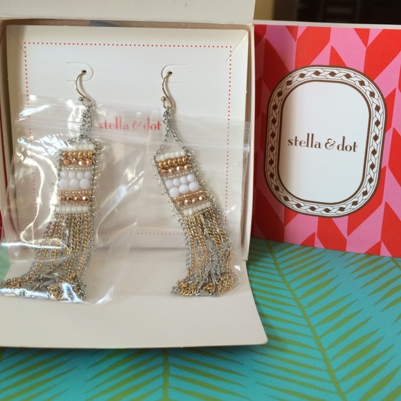 Stella & dot earrings