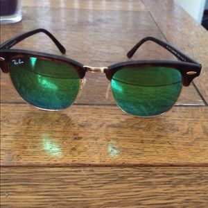 Women's Ray-Ban sunglasses