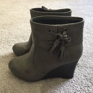 Madden girl gray boots