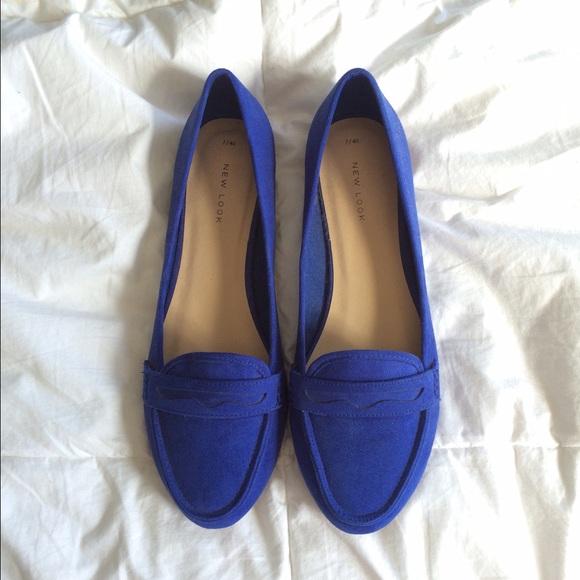 NWOT Suede Blue Loafers