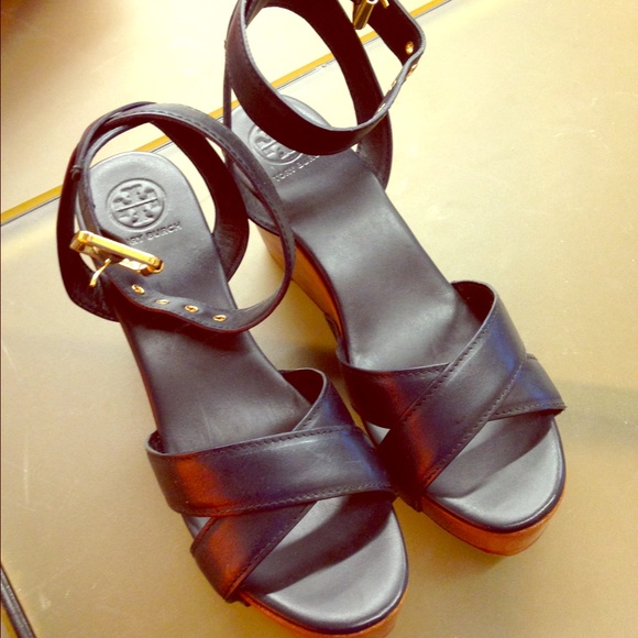 New Tory Burch Sandals 11M w/ Box
