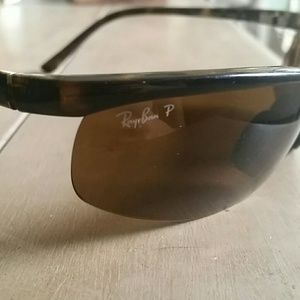 tortoise ray Ban sunglasses