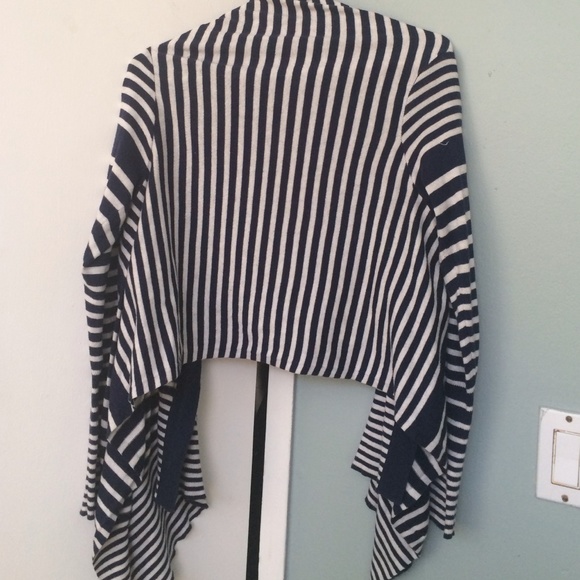 Cardigan - Picture 2 of 2