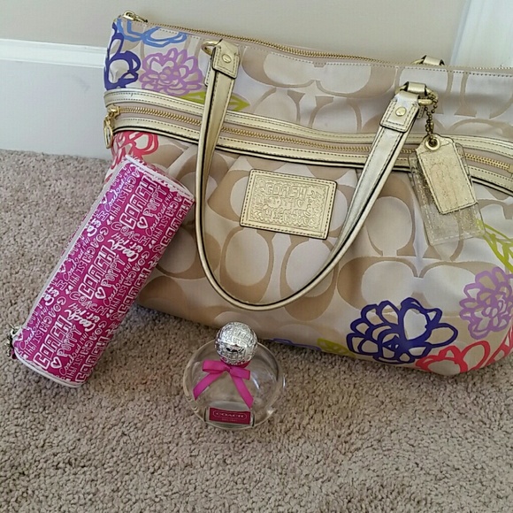 Coach Poppy Flower Perfume