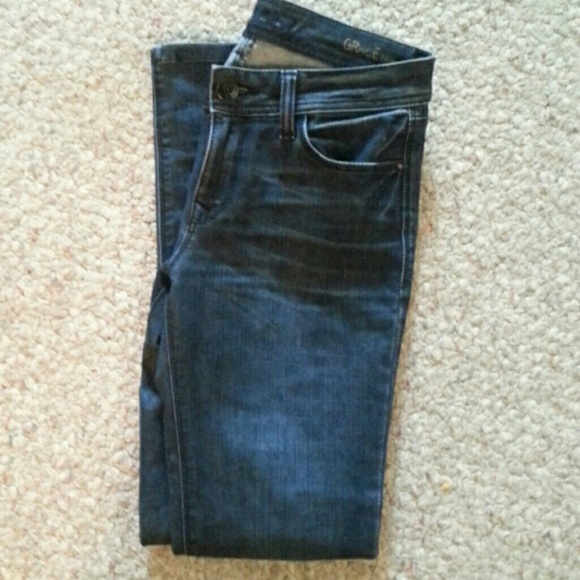 DL1961 premium denim Grace cropped jeans.