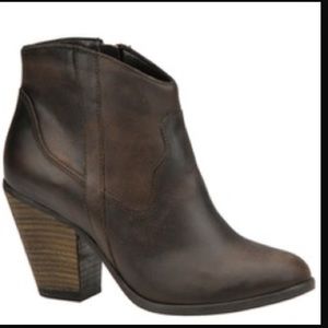 Steve Madden Ankle Boots